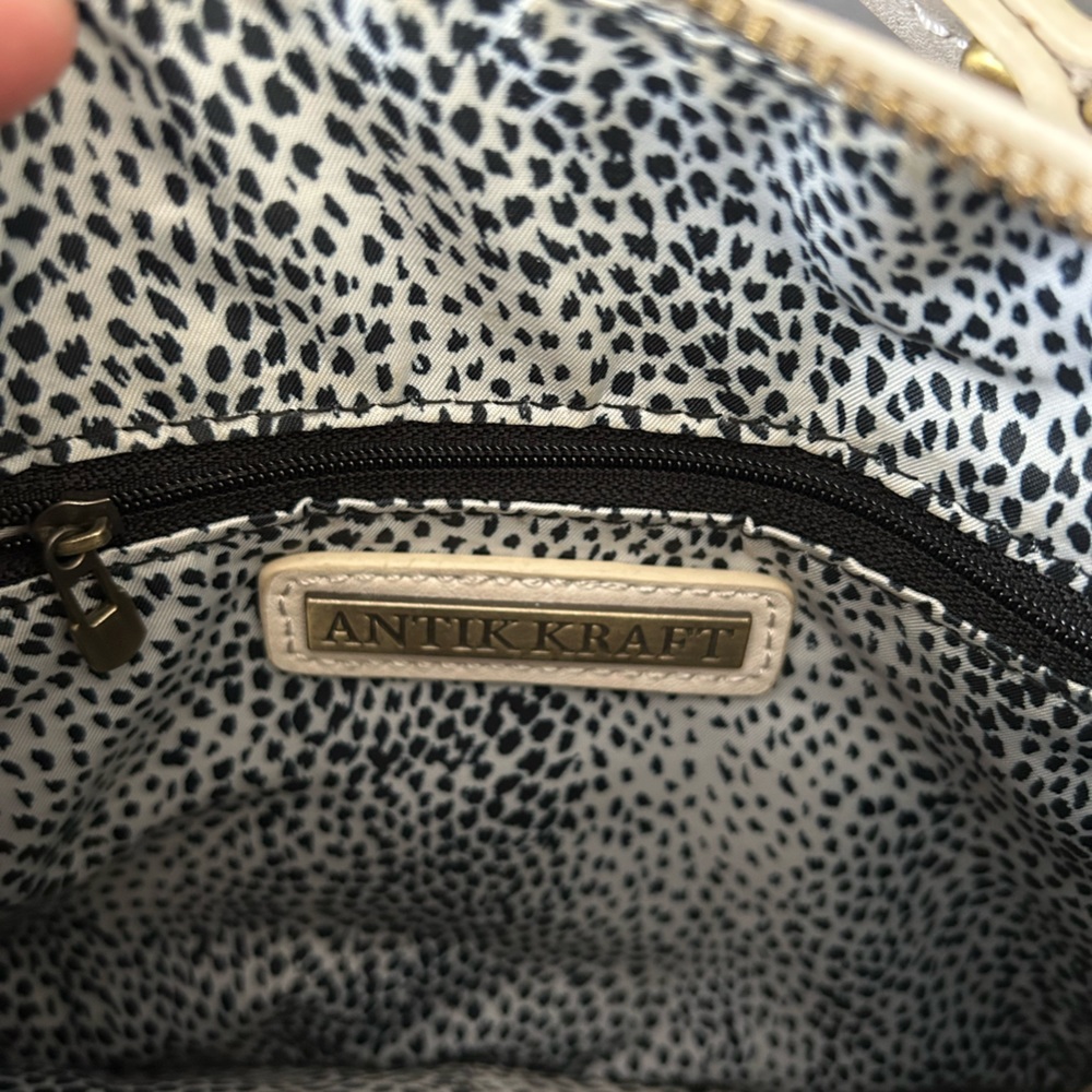 Anthropologie Crossbody - Picture 6 of 6